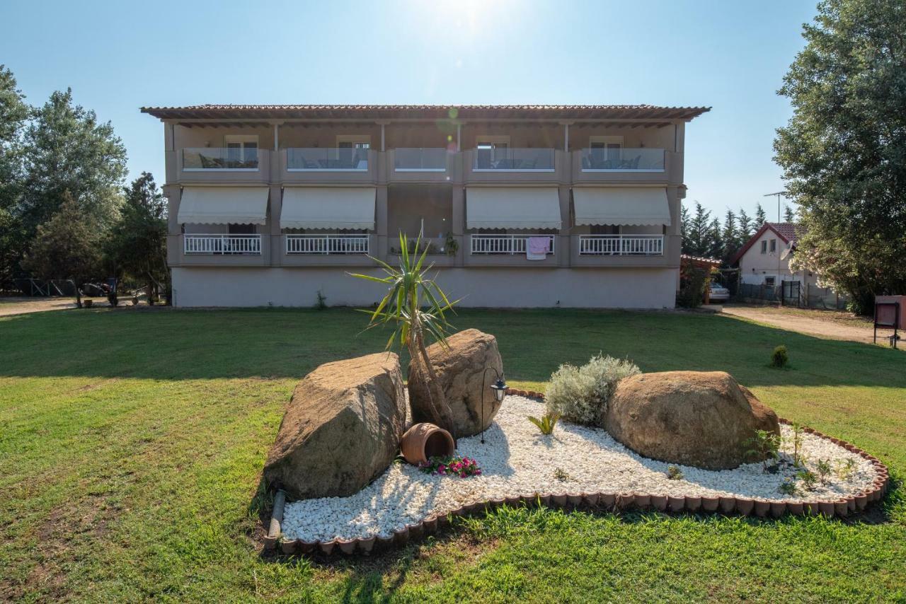 Camping Linaraki Apartments & Bungalows Sykia Chalkidikis Exterior photo